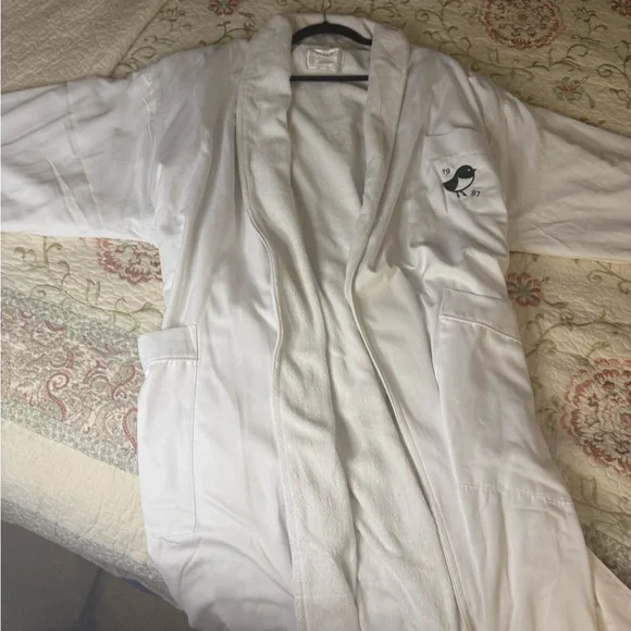 White luxury Nemacolin robe XXL - Picture 4 of 15